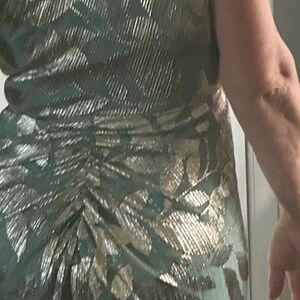 Adrianna Papell size 12P   Light jade green with gold foil print